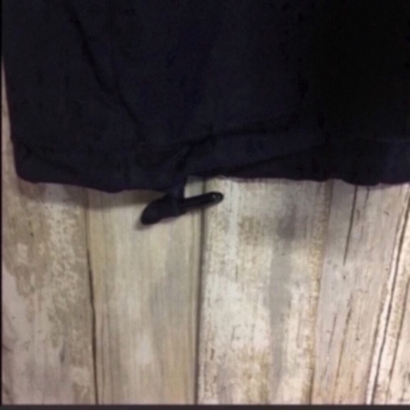 NWT Fabletics Norwalk Tank - Picture 3 of 8